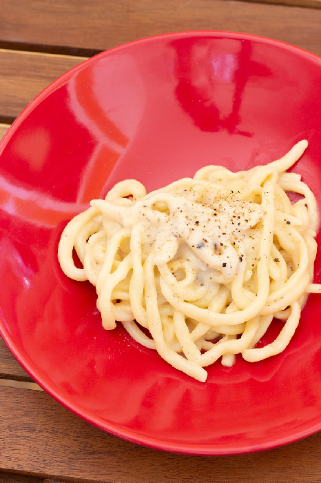 pici senza uova cacio e pepe