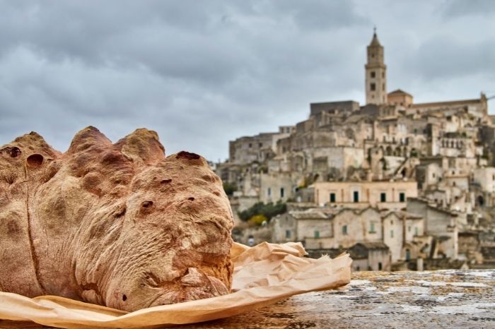 pane cornetto di Matera