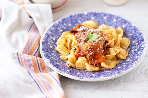 orecchiette con funghi cardoncelli