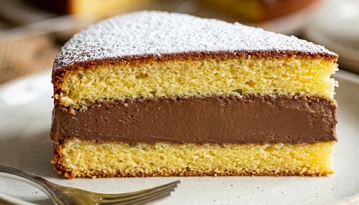 pan di spagna al miele con crema di avocado